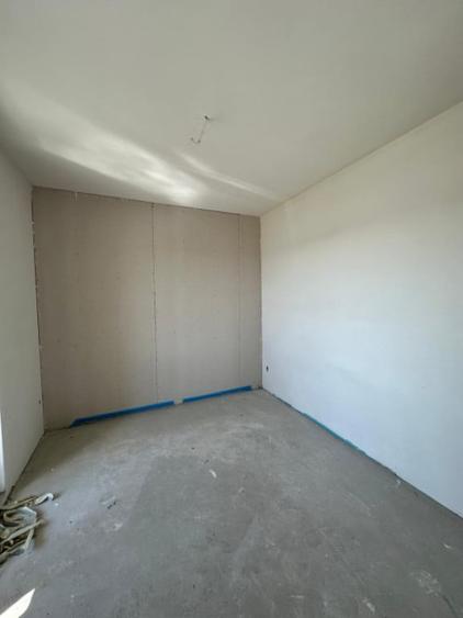 Apartament cu 2 camere decomandat în Între Lacuri — fotografia 2