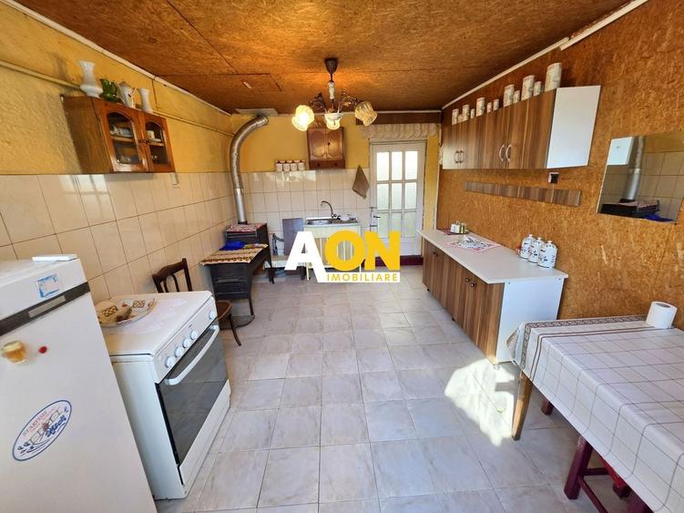 Casă individuală cu 3 camere cu Canalizare în Ciugud