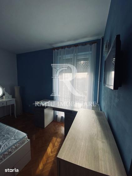 Apartament cu 4 camere decomandat în Ultracentral
