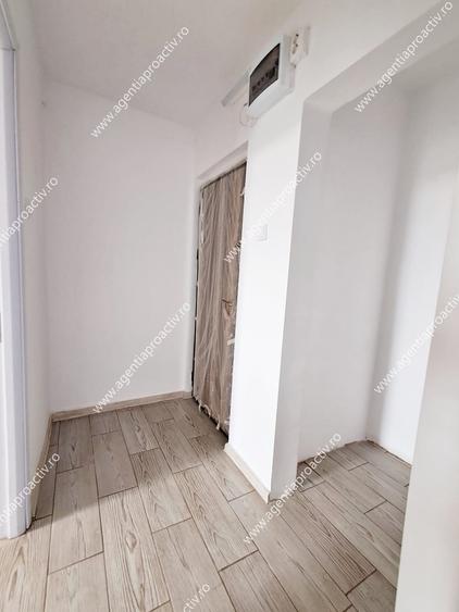 Apartament cu 2 camere semidecomandat în Țiglina 2