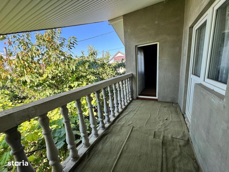 Casă cu 3 camere cu Teren 550 Mp în CFR