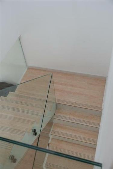 Duplex cu 4 camere cu Canalizare în Bartolomeu