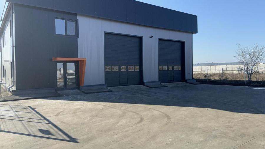 Spațiu industrial, de 490 mp, în Nord