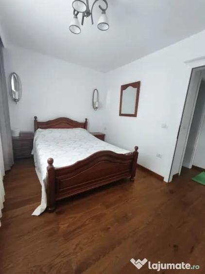 Apartament cu 3 camere decomandat în Rădăuți