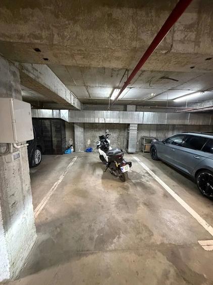 Inchiriez loc parcare cu statie masini electrice - zona Stefan cel Mare - 3