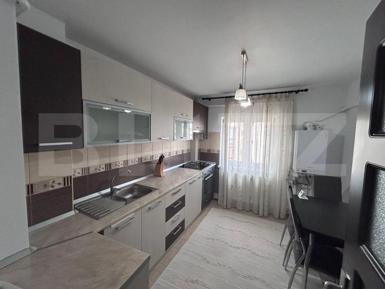 Apartament cu 3 camere decomandat, mobilat în Brazda lui Novac