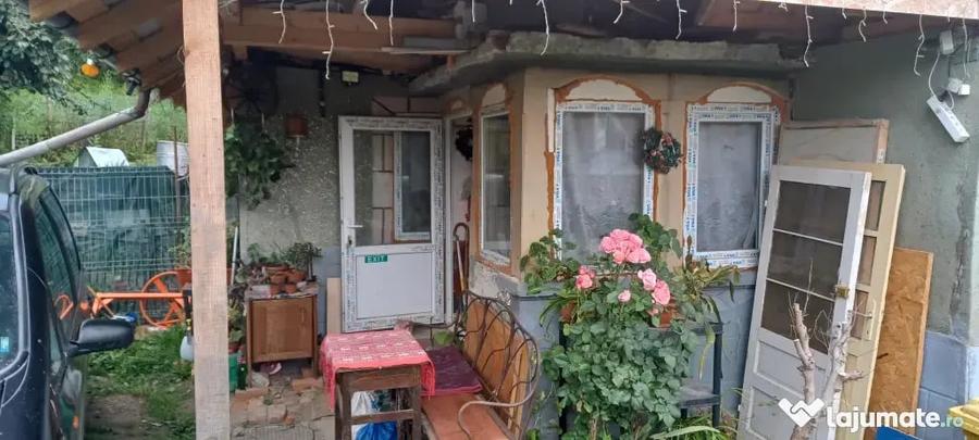 Casă cu 3 camere în Valea