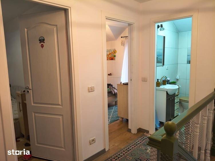 Casă cu 3 camere cu Teren 200 Mp în Ipotești
