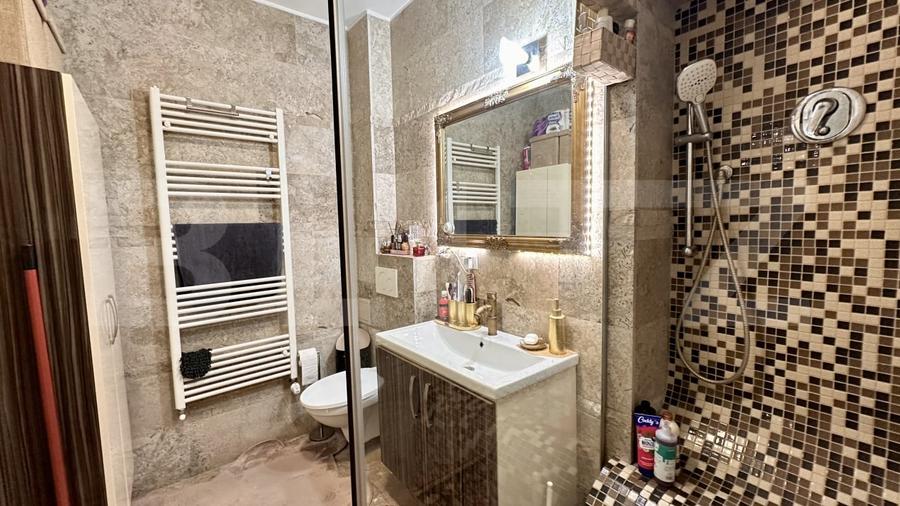 Apartament cu 3 camere și 2 băi, curte comuna, centrală pe gaz, ultracentral - 12