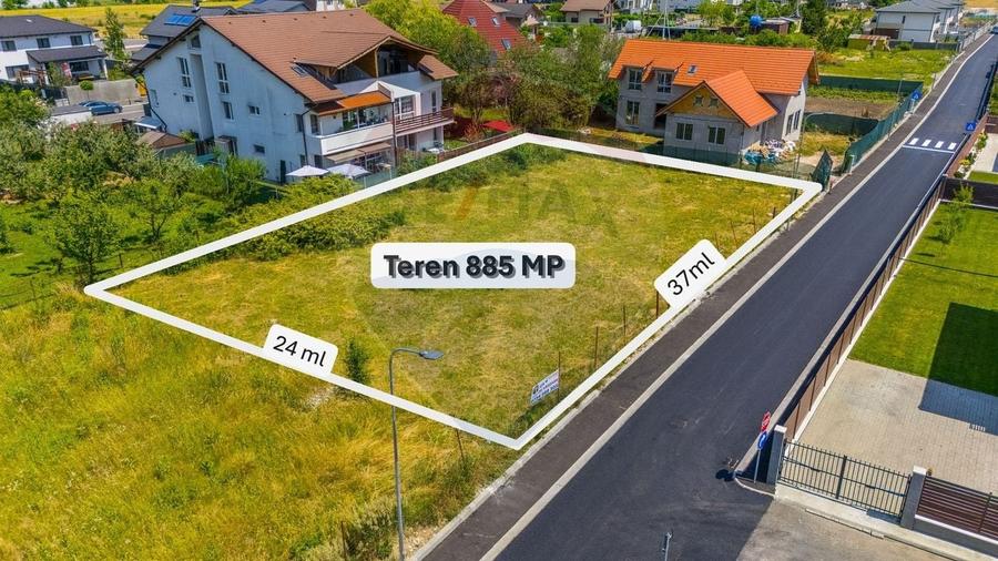 Teren Construcții intravilan de 885 mp, în Central