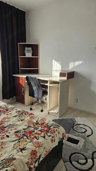 Apartament cu 2 camere decomandat în Vest