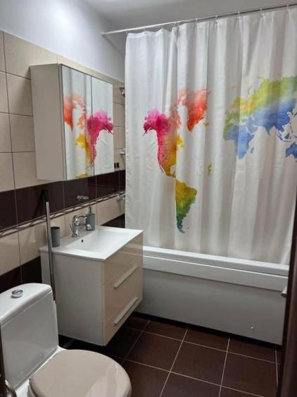Apartament cu 3 camere în Gorjului