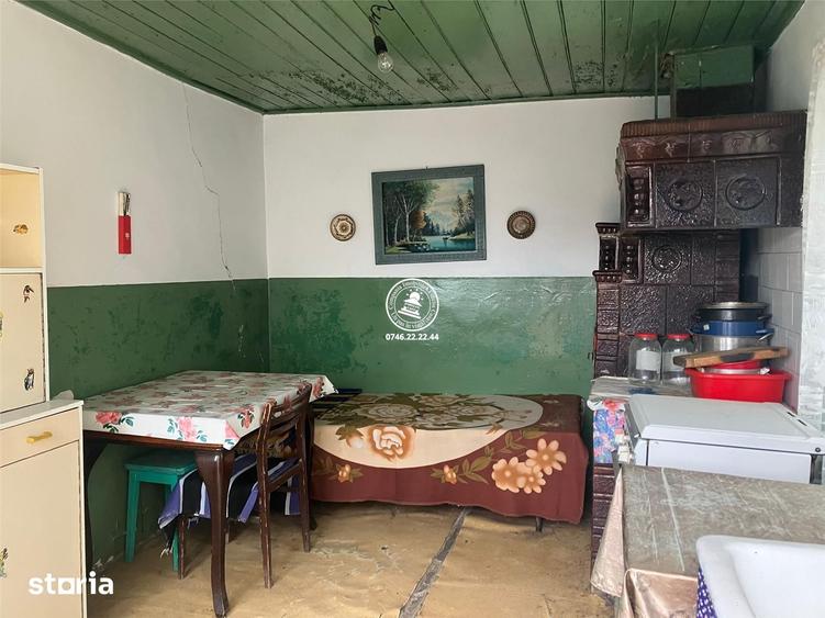 Casă cu 5 camere cu Teren 931 Mp în Movileni