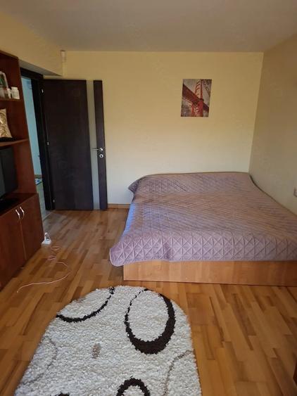 Vand casa in Centrul Civic Cumpana - 10