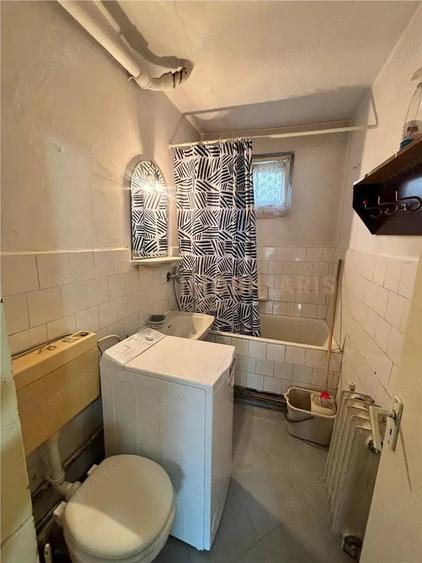 Apartament cu 2 camere semidecomandat în Independenței