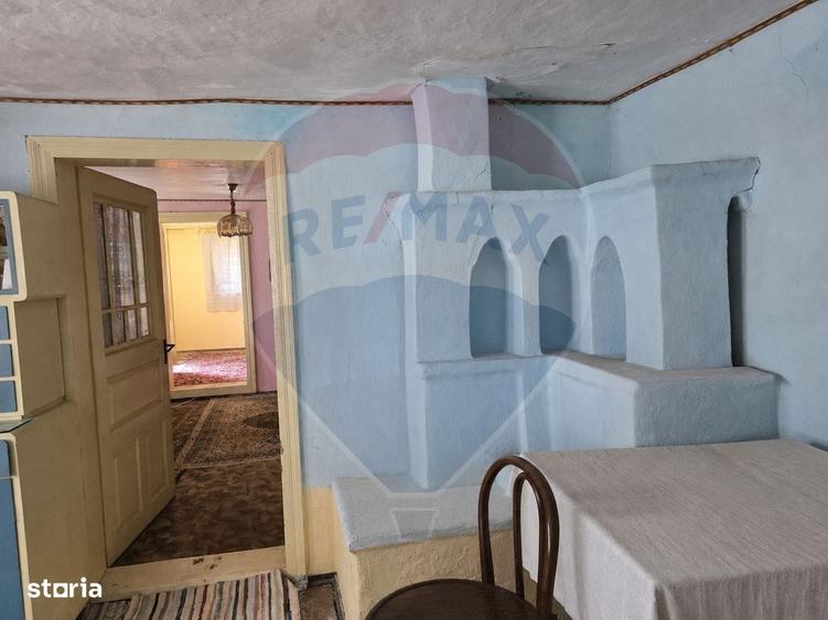 Casă cu 4 camere în Buciumi