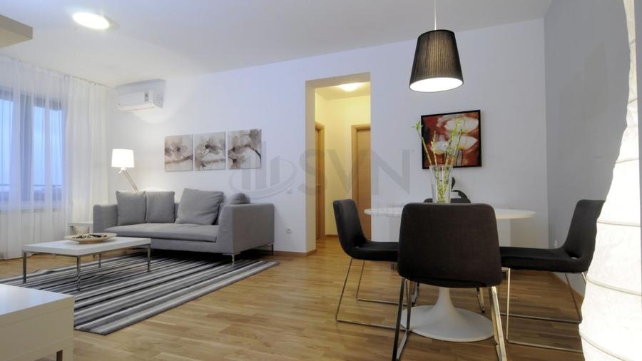 Apartament cu 3 camere semidecomandat, mobilat în Pipera