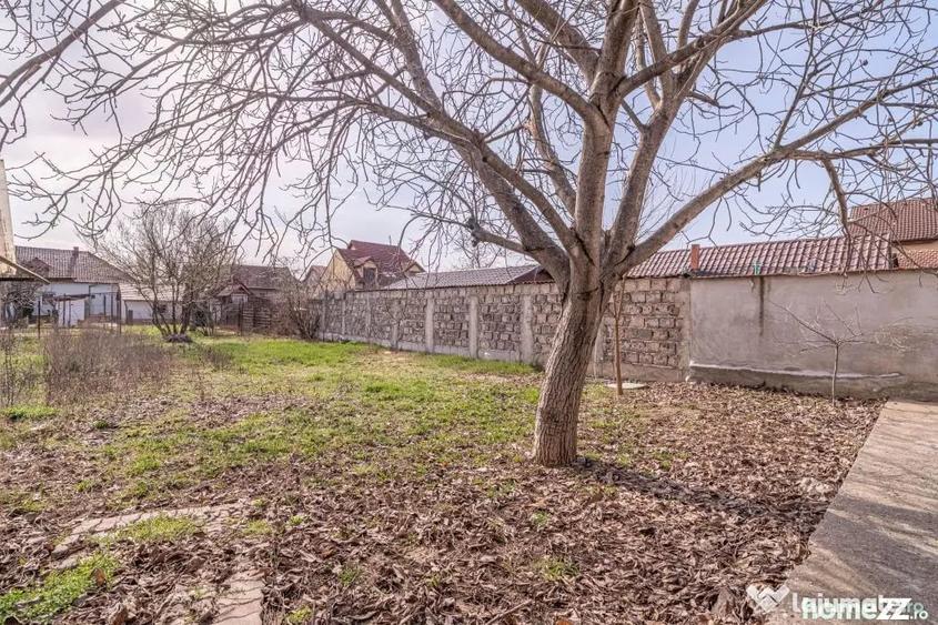 Casă cu 4 camere cu Teren 500 Mp în Central