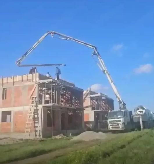 Casă cu Teren 400 Mp în Frumușani