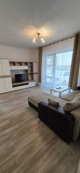 Apartament cu 2 camere decomandat în Giarmata