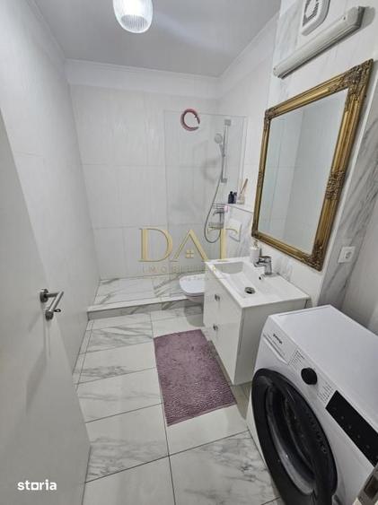 Apartament cu 2 camere semidecomandat în Chinteni