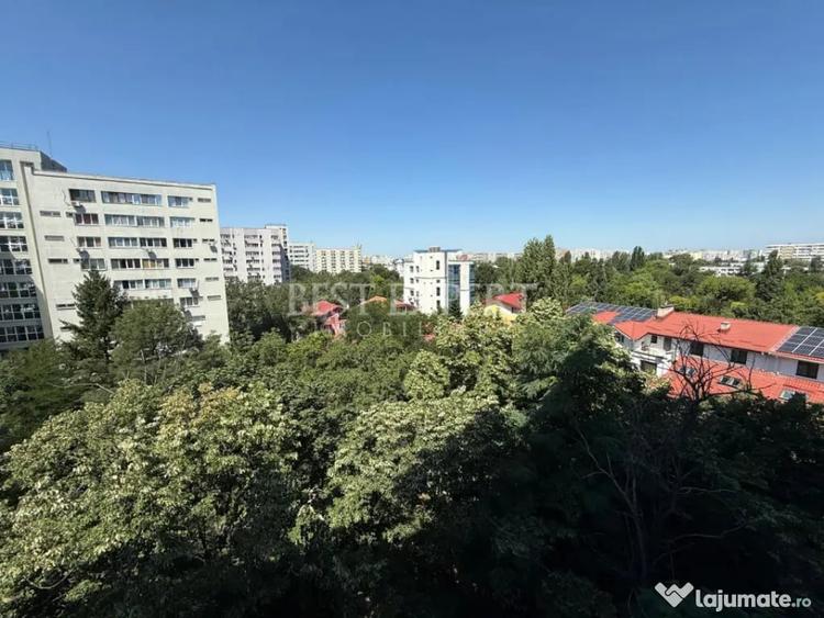 Garsonieră în Titan