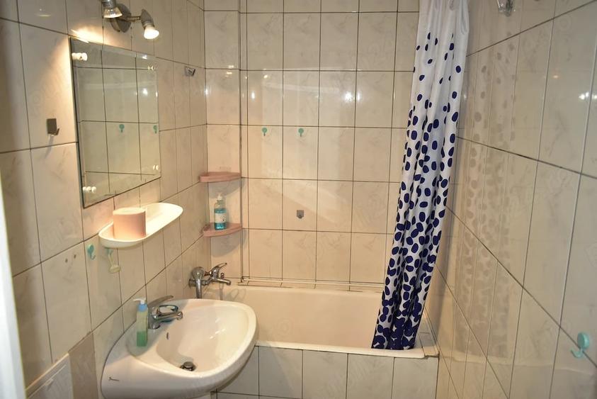 Apartament cu 2 camere semidecomandat în Gara de Nord