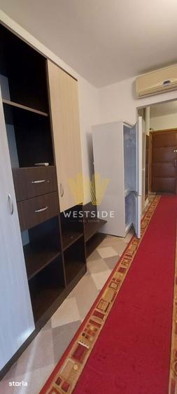 Apartament cu 3 camere decomandat, mobilat în Olimpia-Stadion