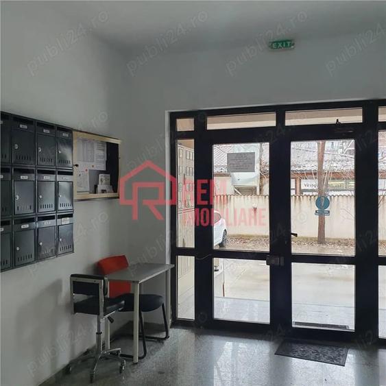 Apartament cu 2 camere decomandat în Fundeni