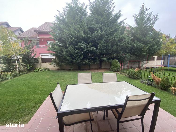 Casă cu 5 camere cu Teren 250 Mp în Central