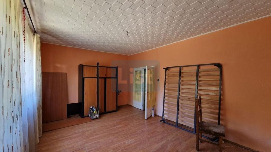 Casă cu 4 camere cu Canalizare în Băița