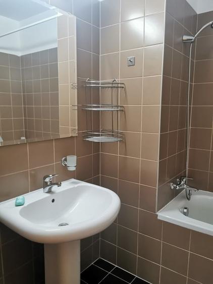 Apartament cu 2 camere decomandat, mobilat în Tineretului