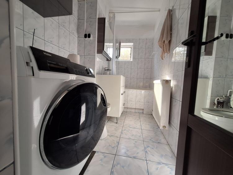 Apartament cu 3 camere semidecomandat, mobilat în Freidorf