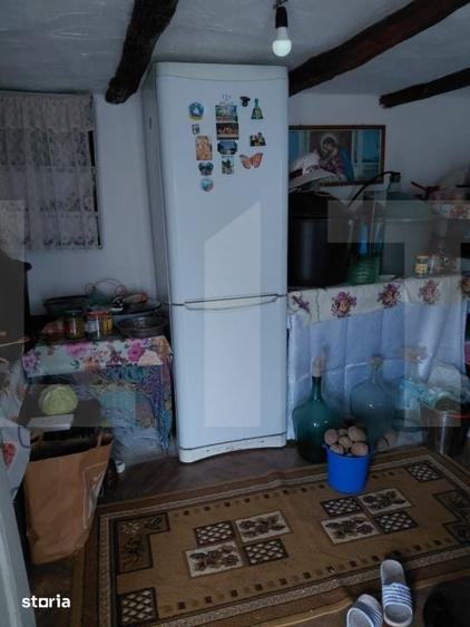 Casă cu 2 camere cu Teren 2142 Mp în Carpen