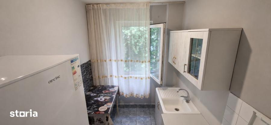 Apartament 2 camere, 41 mp, zona Craiovita Noua - 2