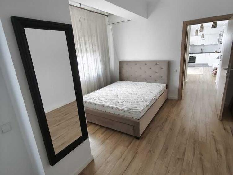 Apartament cu 2 camere semidecomandat în Dămăroaia