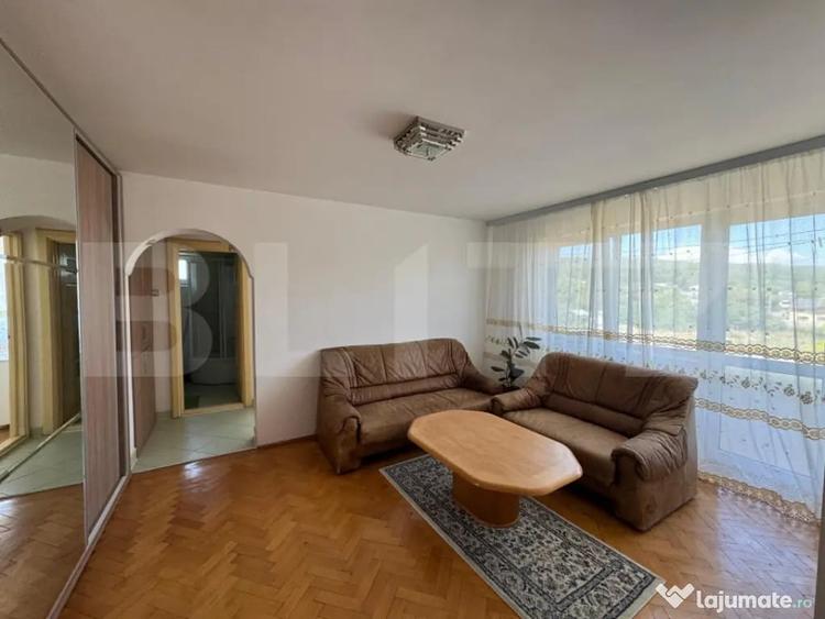 Apartament luminos cu 3 camere Moreni - 10