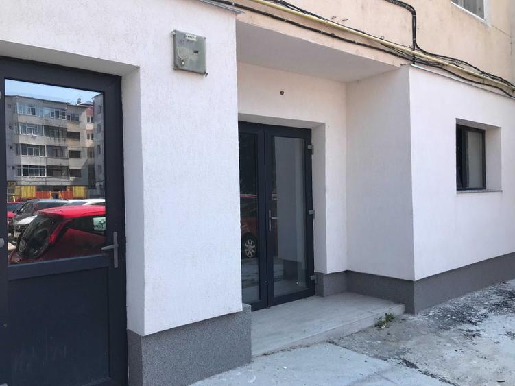 Spațiu comercial, de 55 mp, în Central