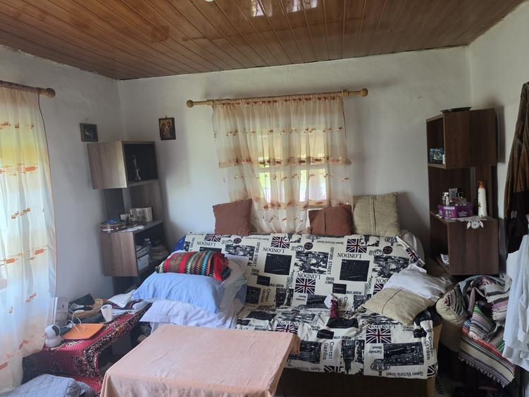 Casă individuală cu 3 camere cu Teren 2100 Mp în Dor Mărunt
