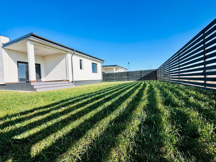 Casă individuală cu 4 camere cu Teren 375 Mp în Berceni