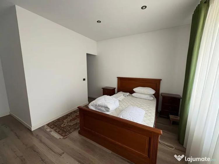 Apartament cu 2 camere decomandat în Centrul Civic
