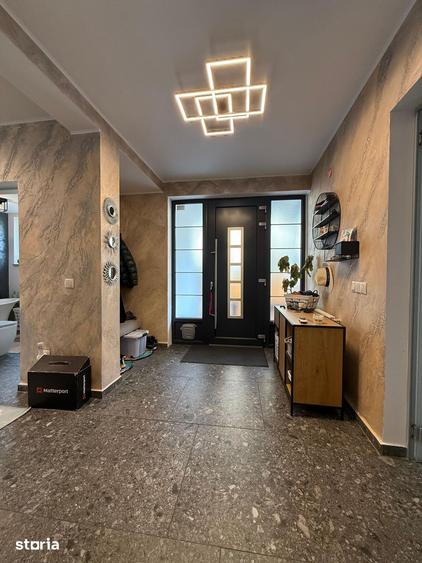 Casă cu 5 camere cu Teren 467 Mp în Făget