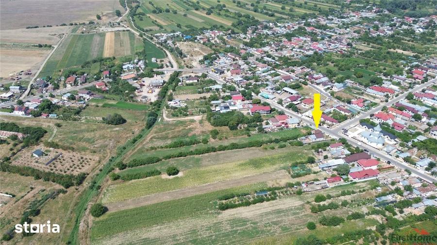 Teren de 4699 mp, în Milcovul