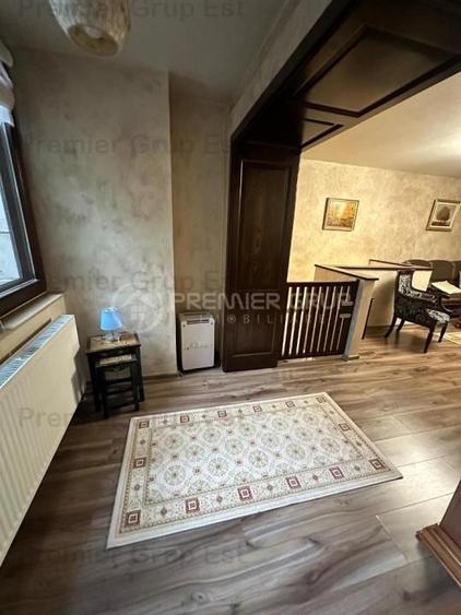 Apartament cu 3 camere decomandat, mobilat în Central