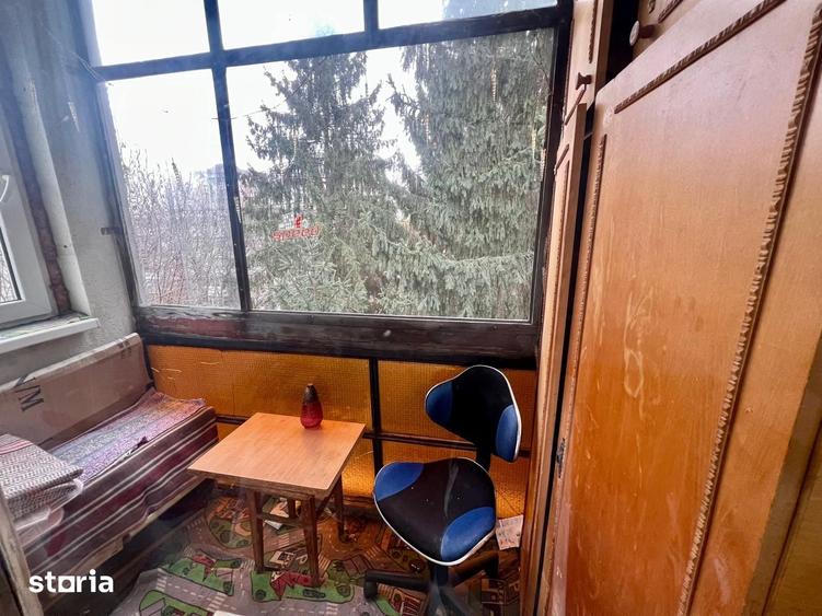 Apartament cu 2 camere nedecomandat în Central