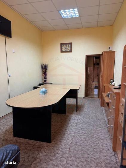 Spațiu comercial, de 30 mp, în Port