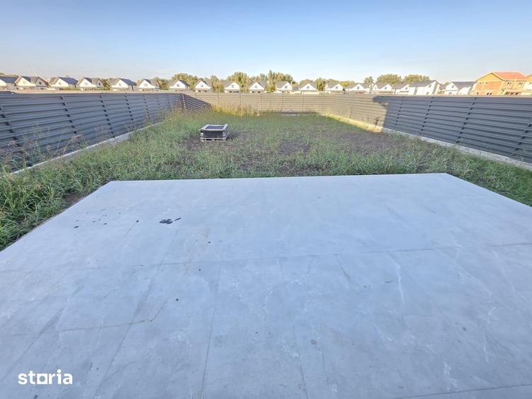 Casă cu 4 camere cu Teren 500 Mp în Central