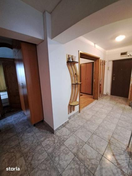 Vanzare- Apartament cu 3 camere, decomandat, etajul 6 din 8 cu lift - 3