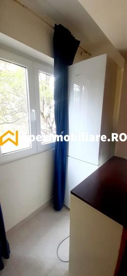 Garsonieră decomandată, mobilată în Dristor