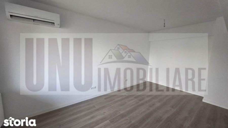 Apartament 2 camere Dec, Geam la baie - 1